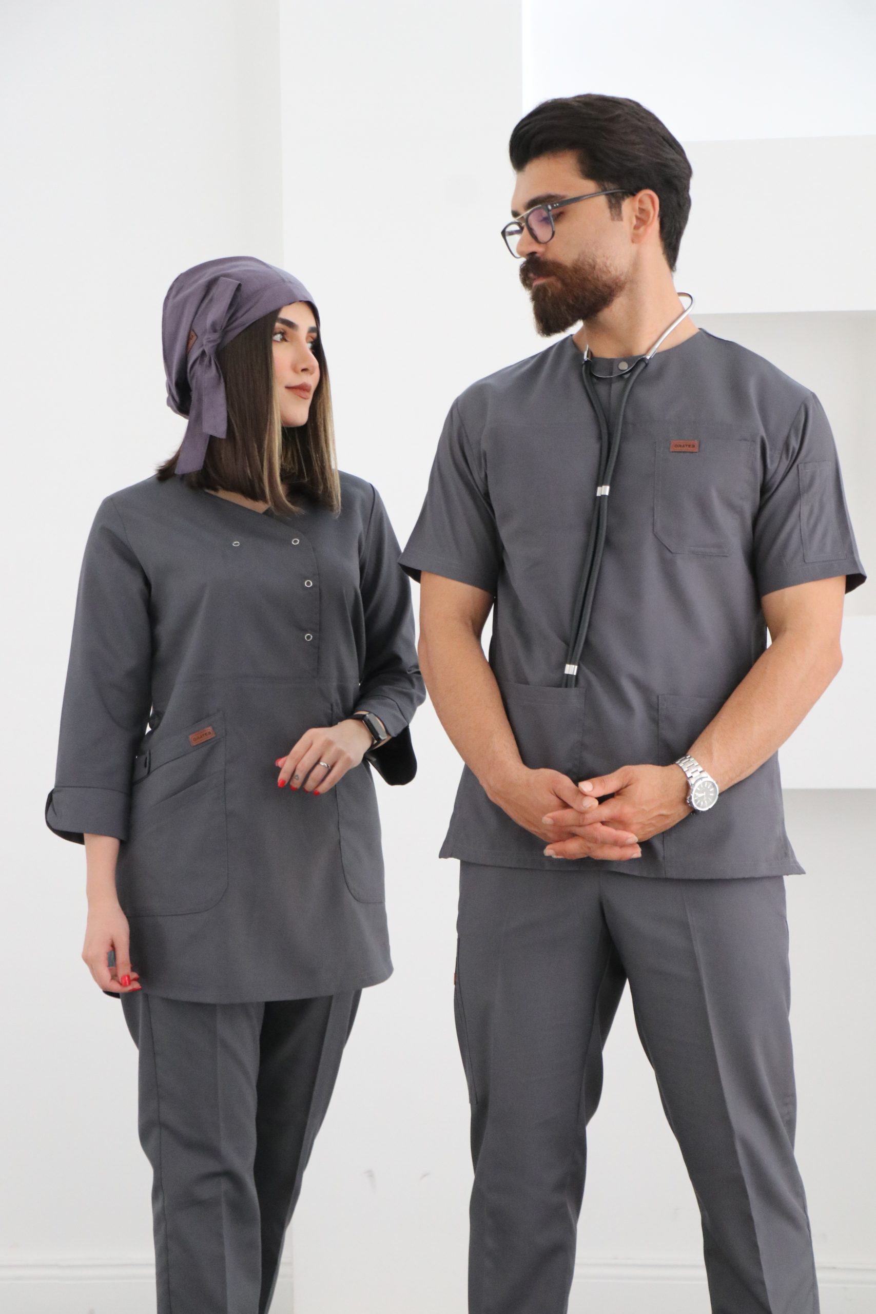 ست اسکراب یقه گرد طوسی