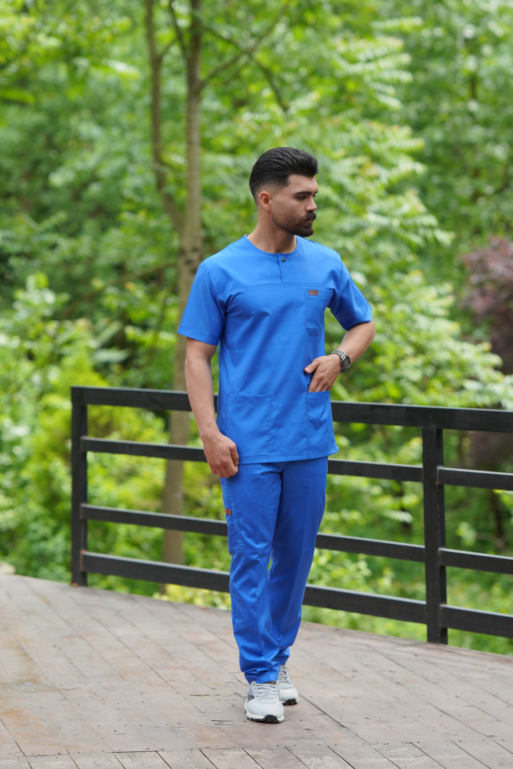 ست اسکراب یقه گرد آبی روشن